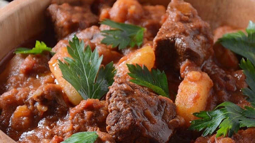 Ina Garten Hungarian Goulash Recipe