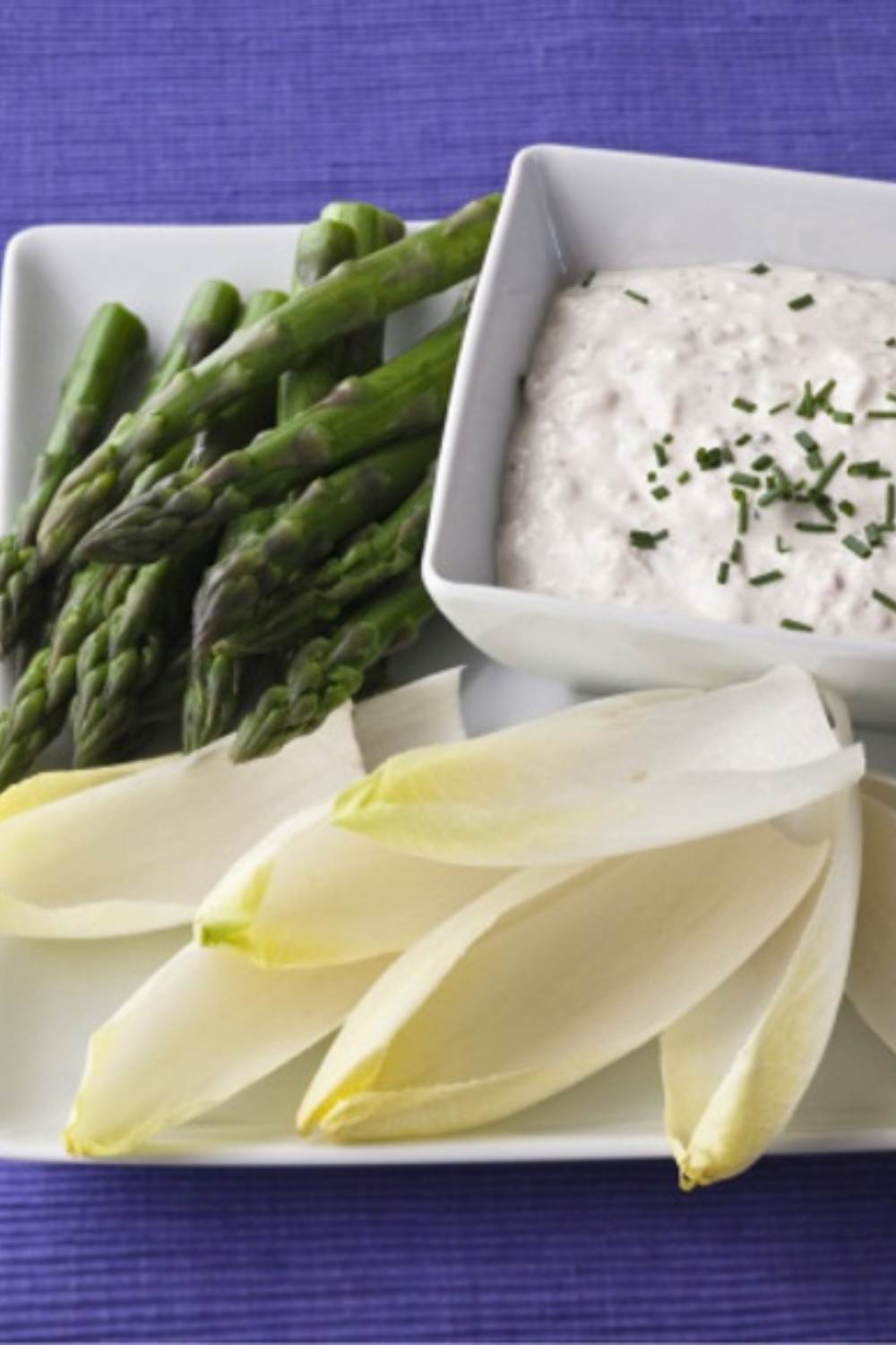barefoot contessa blue cheese dressing Barefoot Contessa's pear and blue cheese salad recipe